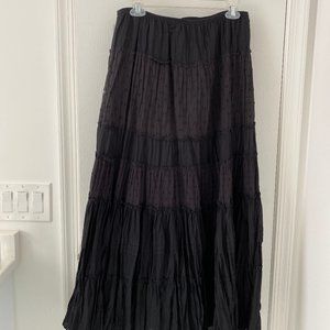 WOMEN’S FULL LENGTH BLACK SKIRT WITH SLIP LINER
